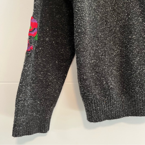 Madame | Embroidered Sweater - Picture 12 of 15